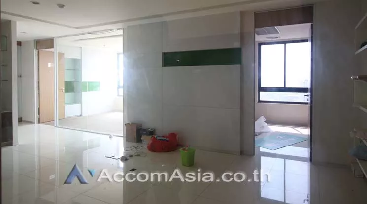 6  Office Space For Rent in Phaholyothin ,Bangkok  at Elephant Building AA14230